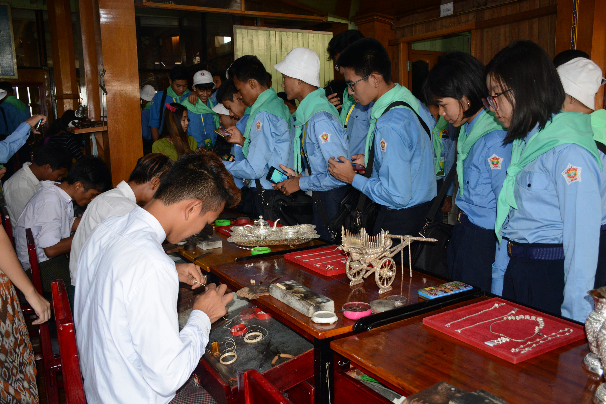ါ့္