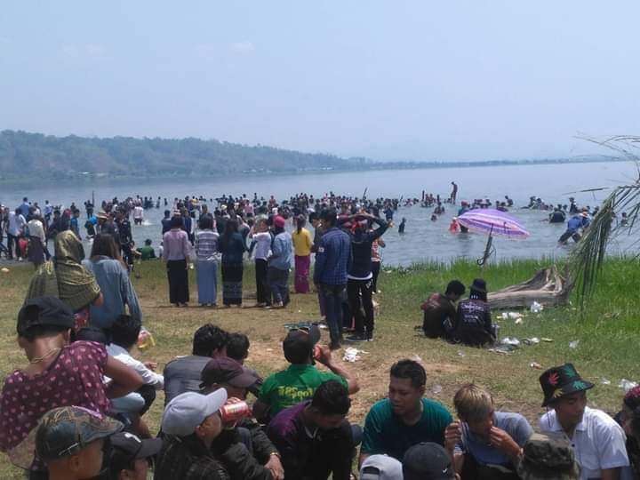 ိိ
